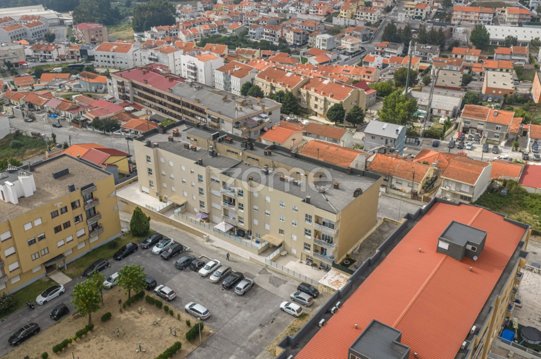 Apartamento T2 para Venda em Fânzeres e São Pedro da Cova Foto 16