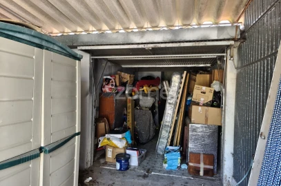 Garagem para Venda em Vila Franca de Xira