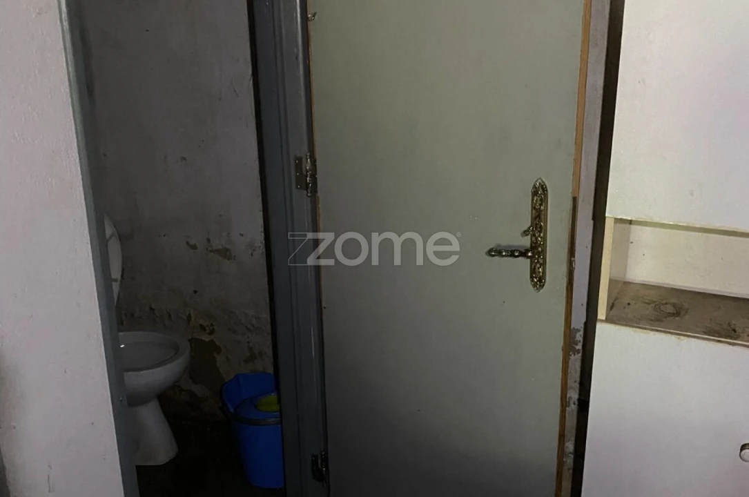 Garagem para Venda em Vila Franca de Xira Foto 7