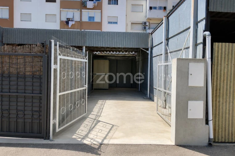 Garagem para Venda em Vila Franca de Xira Foto 10