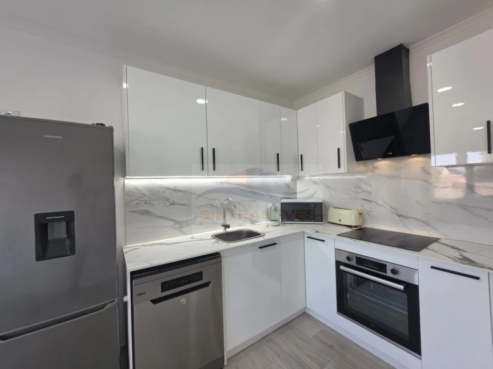 Apartamento T3 para Venda em Águas Livres Foto 2