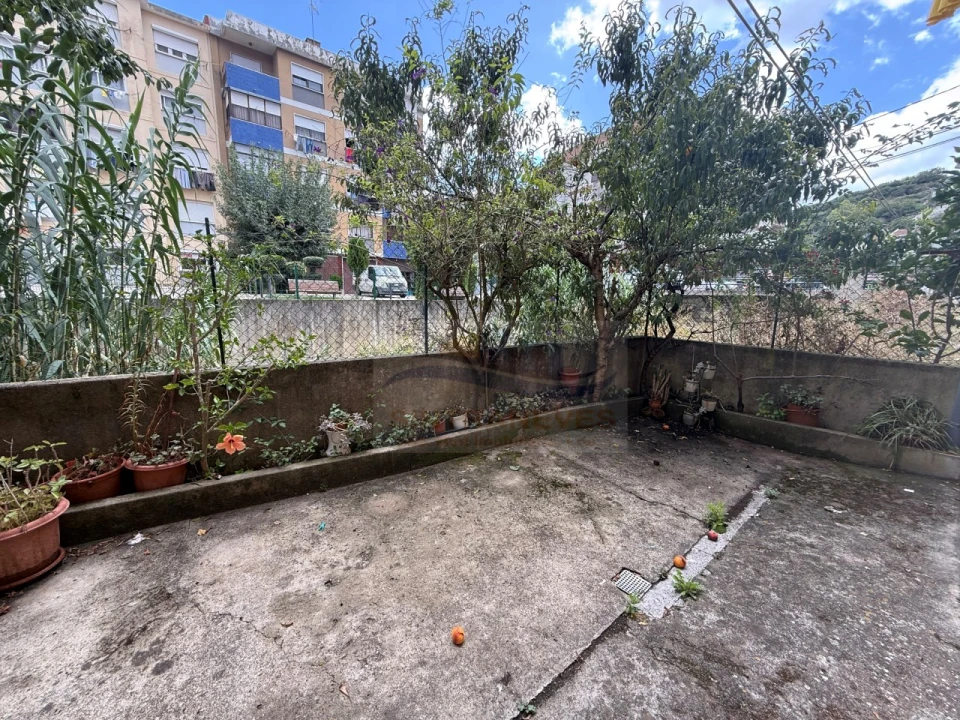 Apartamento T1 para Venda em Mina de Água Foto 11