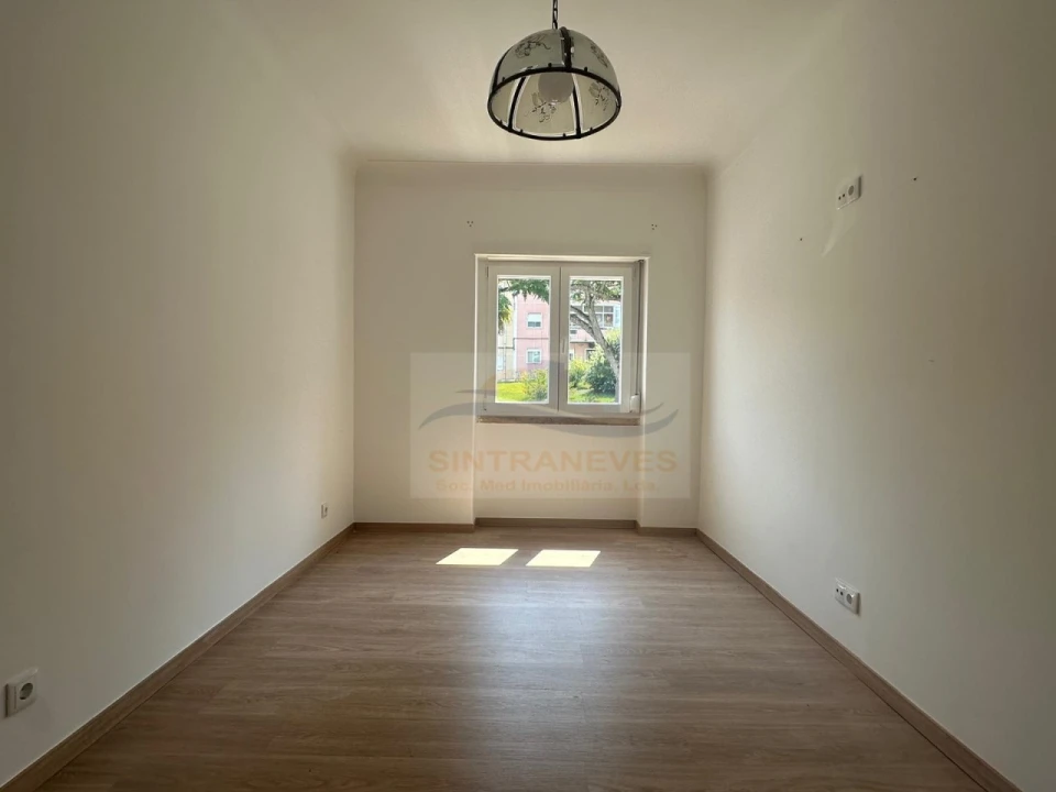 Apartamento T3 para Venda em Águas Livres Foto 7