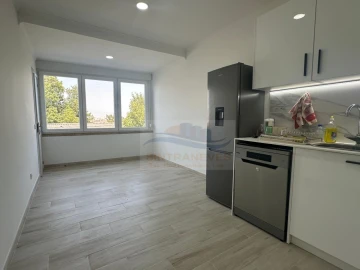 Apartamento T3 para Venda em Águas Livres