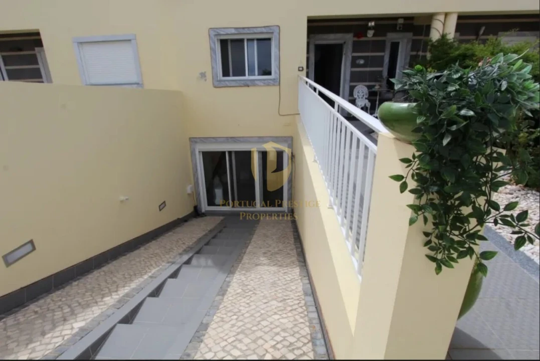 Moradia T3 para Venda em Vila Nova de Cacela Foto 9
