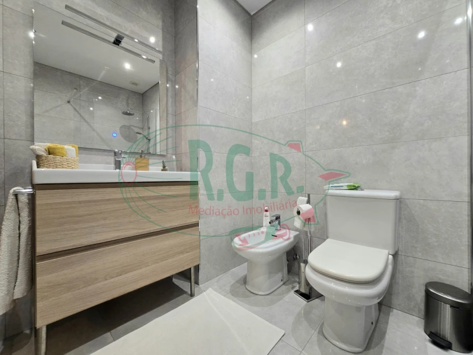 Apartamento T3 para Venda em Gondomar (São Cosme), Valbom e Jovim Foto 25