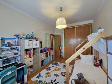 Apartamento T3 para Venda em Gondomar (São Cosme), Valbom e Jovim