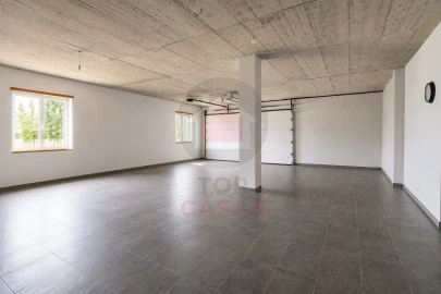 Moradia T4 para Venda em Nadadouro