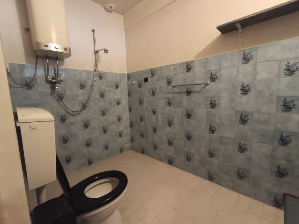 Moradia T9 para Venda em Marvila, Ribeira Santarém, São Salvador, São Nicolau Foto 12