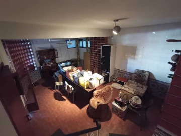 Moradia T9 para Venda em Marvila, Ribeira Santarém, São Salvador, São Nicolau