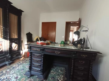 Moradia T9 para Venda em Marvila, Ribeira Santarém, São Salvador, São Nicolau
