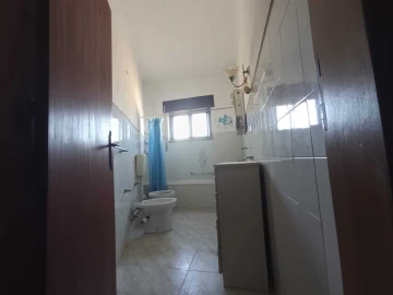 Moradia T9 para Venda em Marvila, Ribeira Santarém, São Salvador, São Nicolau