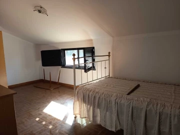 Moradia T9 para Venda em Marvila, Ribeira Santarém, São Salvador, São Nicolau