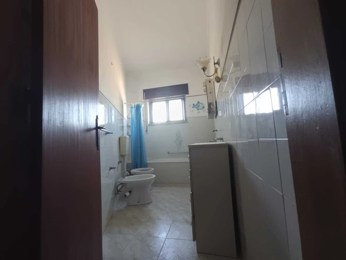 Moradia T9 para Venda em Marvila, Ribeira Santarém, São Salvador, São Nicolau Foto 40