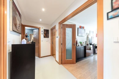 Apartamento T2 para Venda em Loures