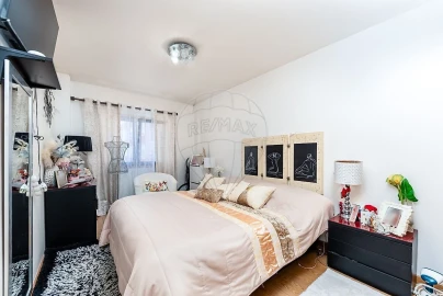 Apartamento T2 para Venda em Loures