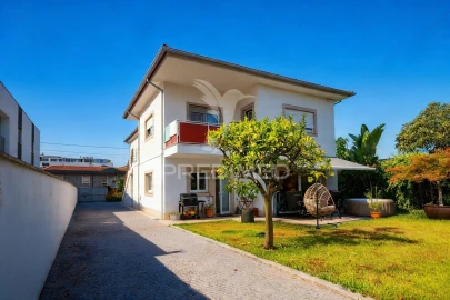 Moradia T3 para Venda em Celeirós, Aveleda e Vimieiro