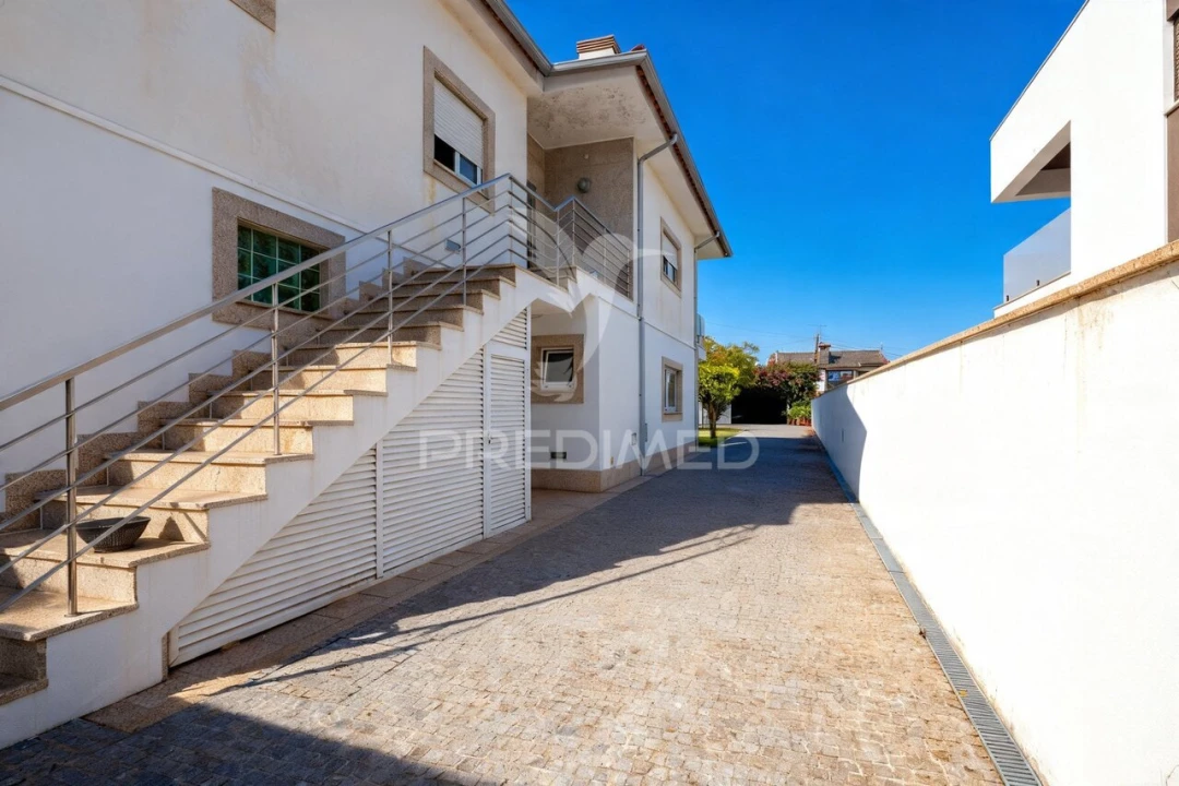 Moradia T3 para Venda em Celeirós, Aveleda e Vimieiro Foto 6