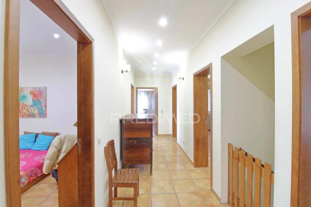 Moradia T6 para Venda em Posto Santo Foto 12