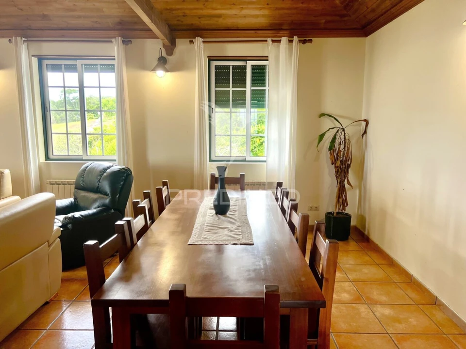 Moradia T6 para Venda em Posto Santo Foto 7