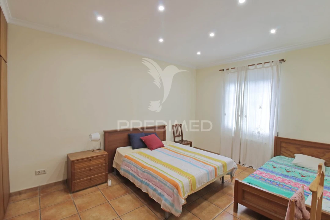 Moradia T6 para Venda em Posto Santo Foto 10