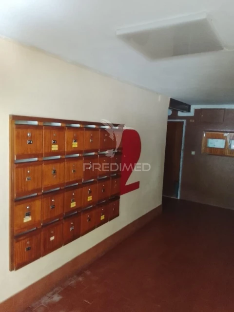 Apartamento T3 para Venda em Massamá e Monte Abraão