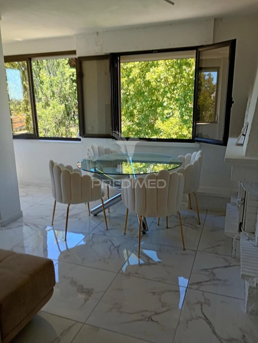 Apartamento T3 para Venda em Massamá e Monte Abraão Foto 6