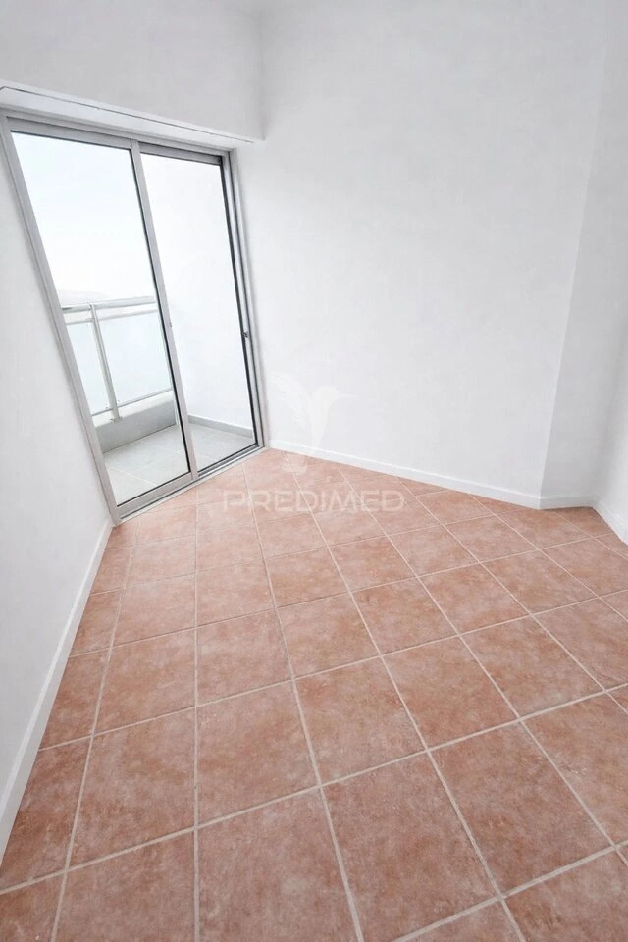 Apartamento T3 para Venda em Algueirão-Mem Martins Foto 6