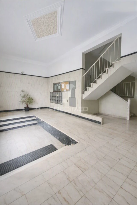 Apartamento T3 para Venda em Algueirão-Mem Martins
