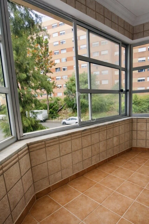 Apartamento T3 para Venda em Algueirão-Mem Martins