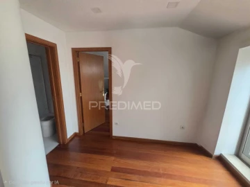 Apartamento T3 para Venda em Santa Marinha e São Pedro da Afurada