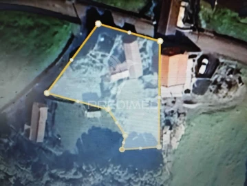 Moradia T2 para Venda em Calheta de Nesquim