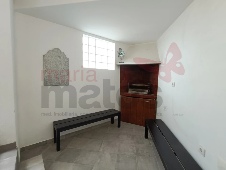 Moradia T3 para Arrendamento em Miragaia e Marteleira Foto 13