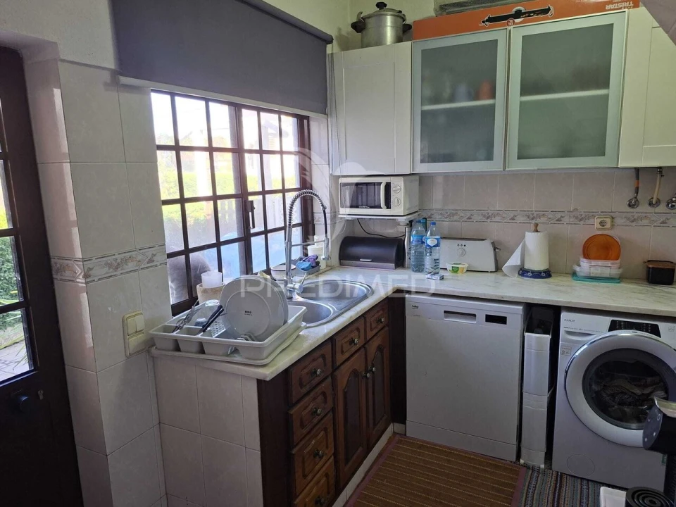 Quarto para Arrendamento em Sarilhos Grandes Foto 8