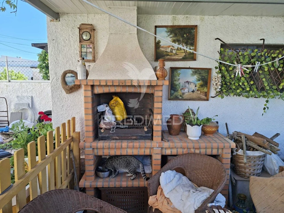 Quarto para Arrendamento em Sarilhos Grandes Foto 16