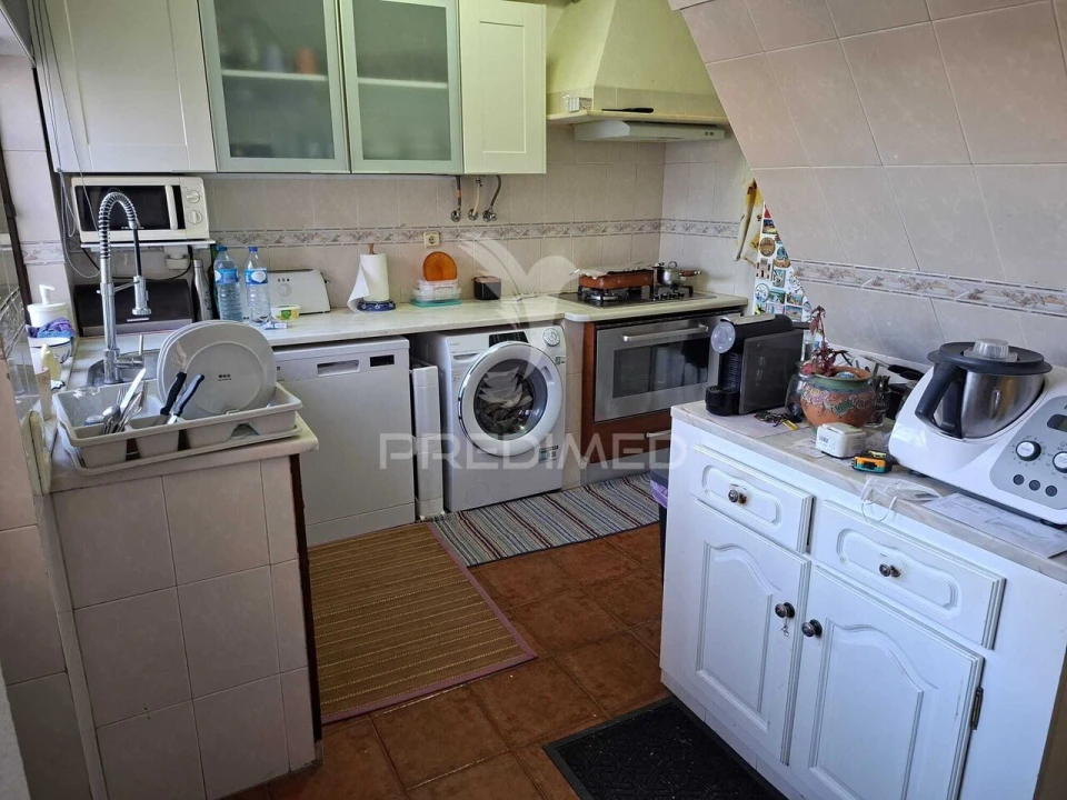 Quarto para Arrendamento em Sarilhos Grandes Foto 9
