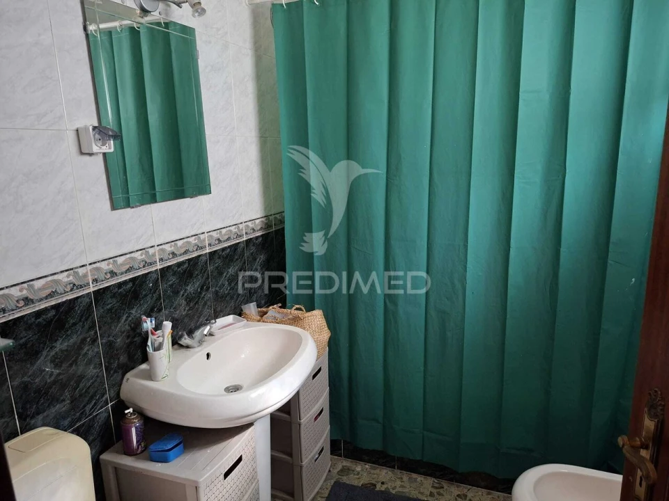 Quarto para Arrendamento em Sarilhos Grandes Foto 6
