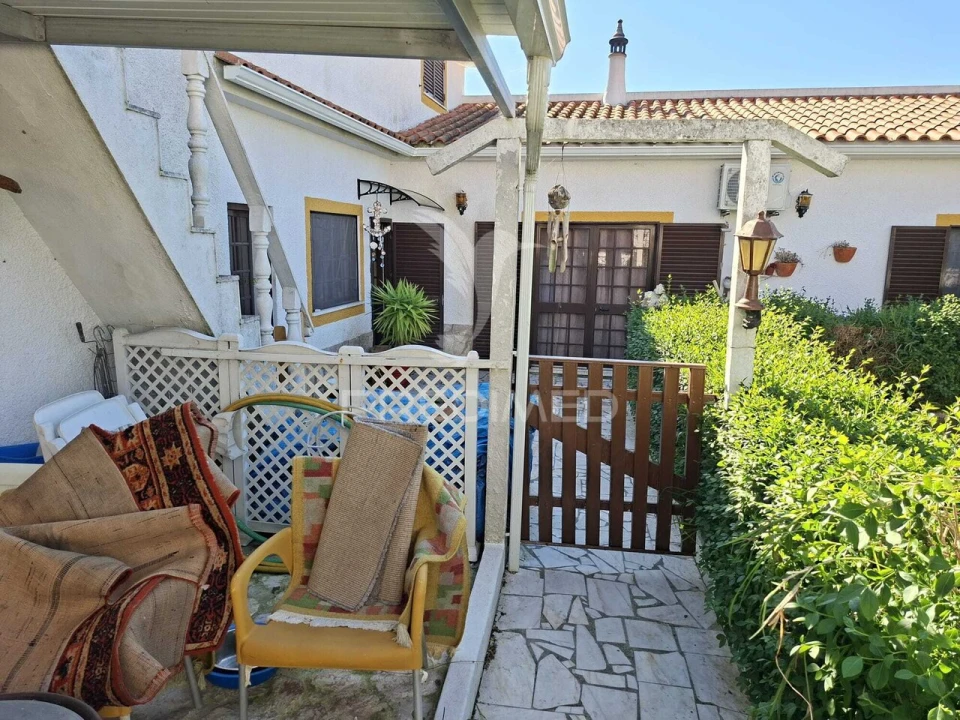 Quarto para Arrendamento em Sarilhos Grandes Foto 10