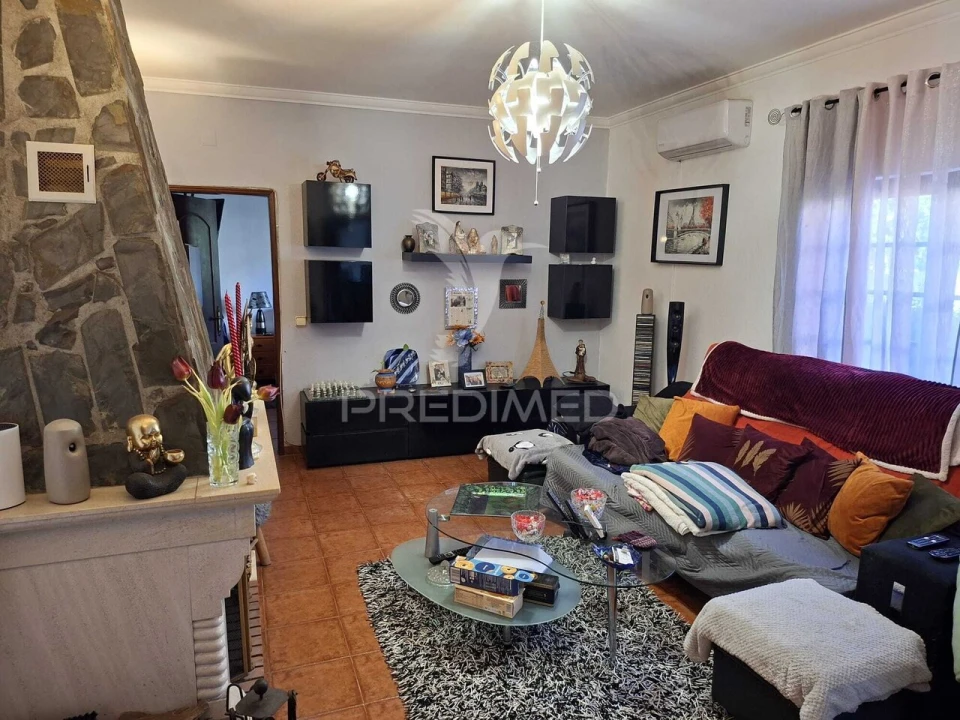 Quarto para Arrendamento em Sarilhos Grandes Foto 22