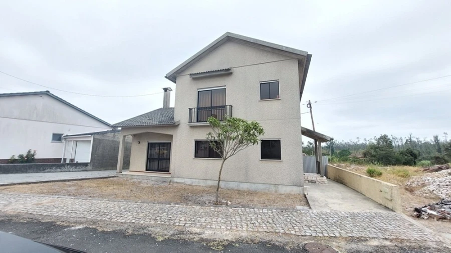 Moradia T3 para Venda em Marinha Grande Foto 27