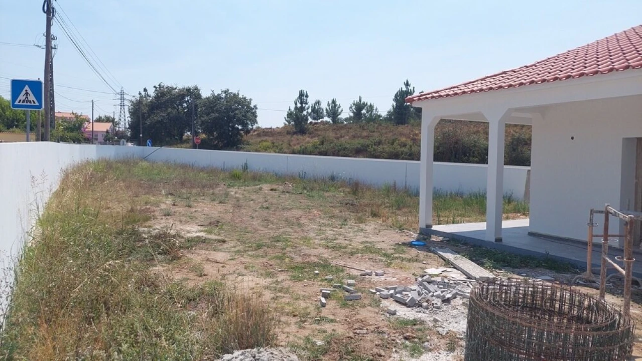 Moradia T3 para Venda em Marrazes e Barosa Foto 16