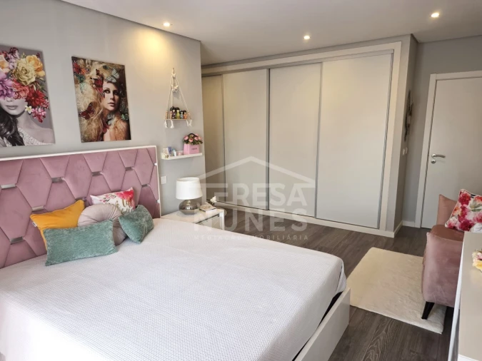 Moradia T4 para Venda em Quinta do Conde Foto 21