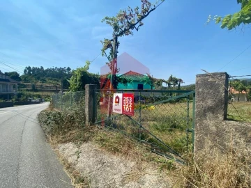 Terreno para Venda em Sande, Vilarinho, Barros e Gomide