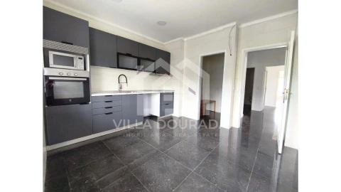 Apartamento T3 para Venda em Fânzeres e São Pedro da Cova