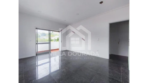 Apartamento T3 para Venda em Fânzeres e São Pedro da Cova