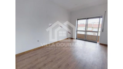Apartamento T3 para Venda em Fânzeres e São Pedro da Cova