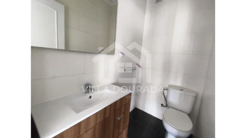Apartamento T3 para Venda em Fânzeres e São Pedro da Cova