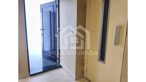 Apartamento T3 para Venda em Fânzeres e São Pedro da Cova