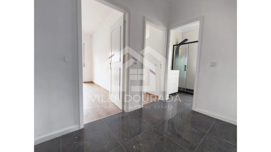 Apartamento T3 para Venda em Fânzeres e São Pedro da Cova Foto 24