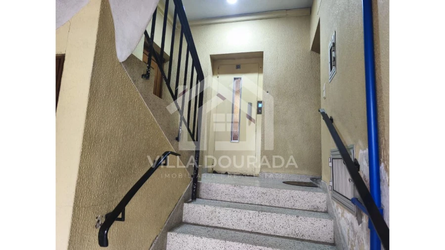 Apartamento T3 para Venda em Fânzeres e São Pedro da Cova Foto 29